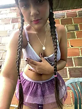 Snapshot of Sweed-virgin-pussy chatting on October 2025 03:23:01 PM Sweed-virgin-pussy online show from October 2025 03:23:01 PM