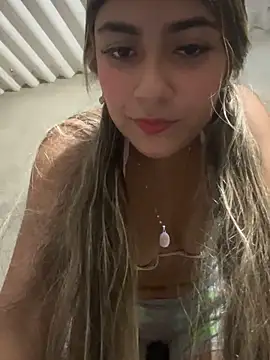 Sweed-virgin-pussy online show from November 2025 09:59:02 PM