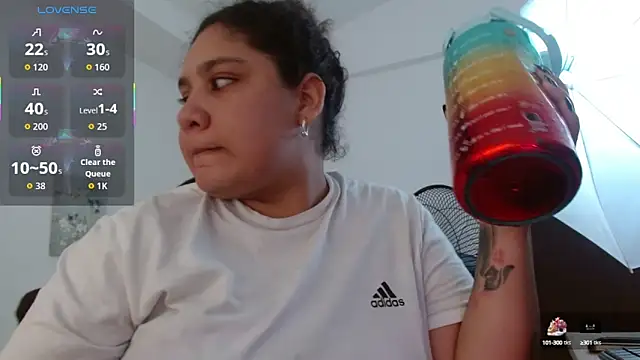 Snapshot of roxx_iie chatting on October 2025 09:16:01 PM roxx iie online show from October 2025 09:16:01 PM