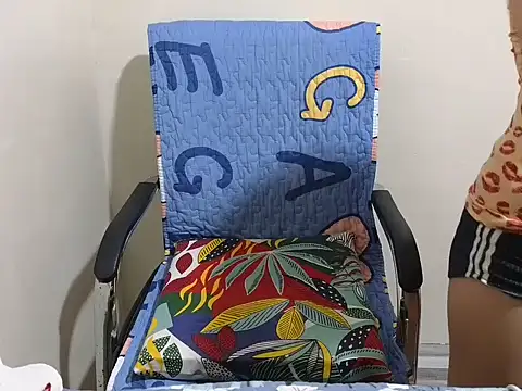 Snapshot of Sweetest_Zara18xx chatting on March 2026 12:49:01 PM Sweetest Zara18xx online show from March 2026 12:49:01 PM