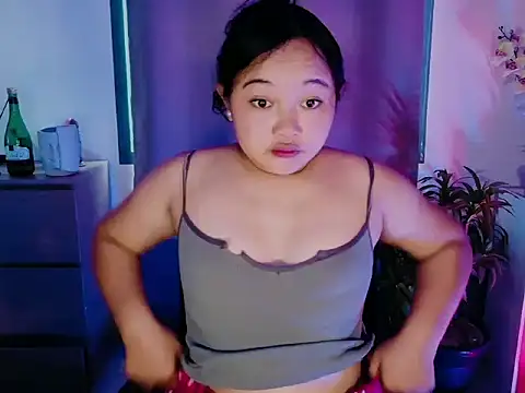 UrFavouriteCravings online show from April 2026 02:07:02 AM