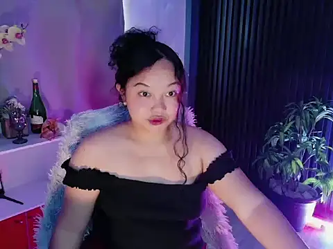 UrFavouriteCravings online show from March 2026 03:54:01 AM