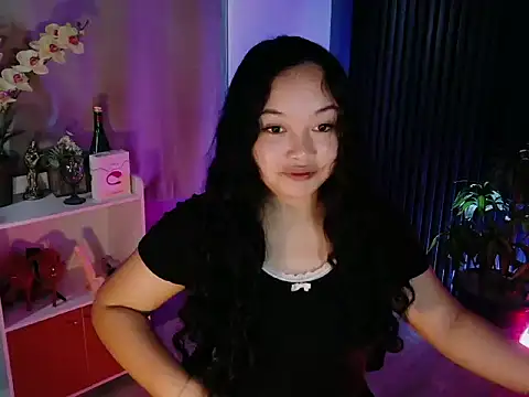 UrFavouriteCravings online show from February 2026 02:11:01 AM