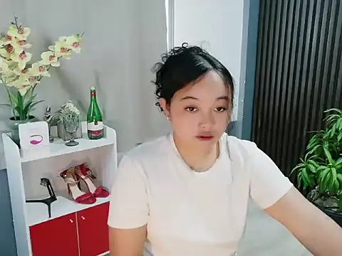 UrFavouriteCravings online show from January 2026 02:18:02 AM