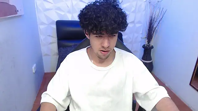 Liil boy online show from November 2025 06:50:02 AM