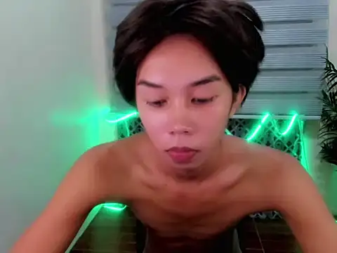 Nexusmooree20 online show from December 2025 10:52:01 AM