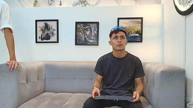 VERY HOT GUYS online show from January 2026 05:39:01 PM