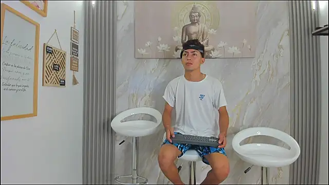 VERY HOT GUYS online show from December 2025 01:13:02 PM