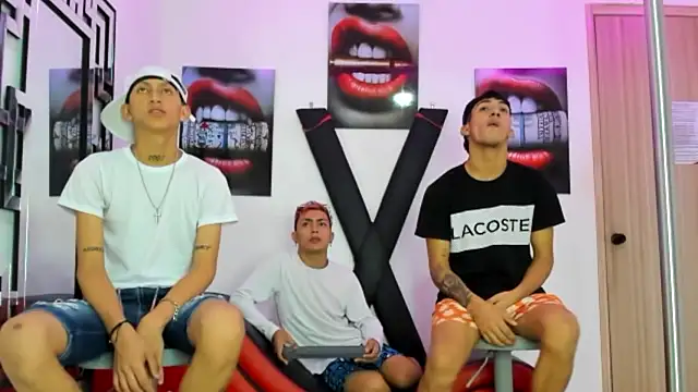 VERY HOT GUYS online show from October 2025 01:16:01 AM