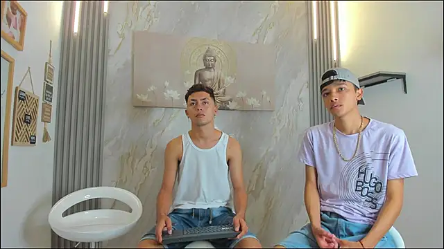 VERY HOT GUYS online show from January 2026 01:25:02 PM