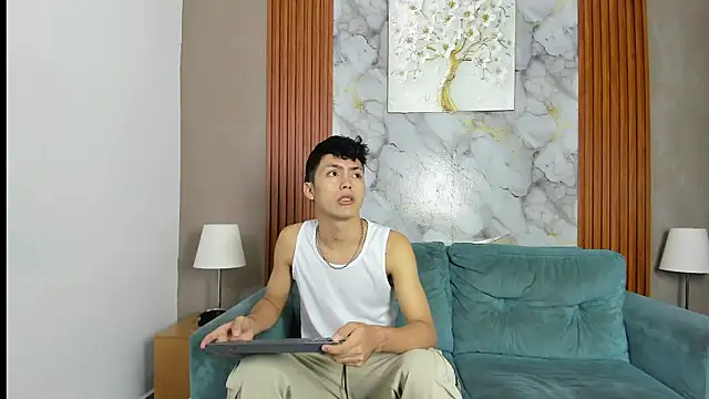 VERY HOT GUYS online show from May 2026 07:14:01 AM