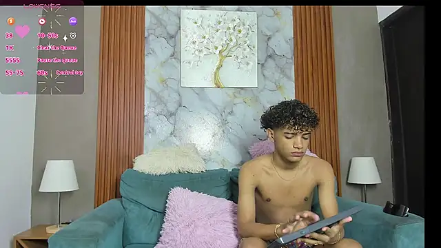 VERY HOT GUYS online show from May 2026 07:25:01 AM