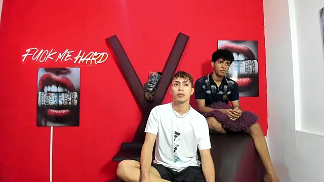 VERY HOT GUYS online show from April 2026 07:31:02 PM