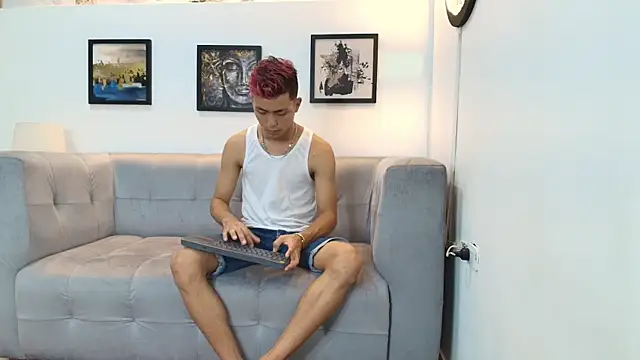 VERY HOT GUYS online show from December 2025 01:23:02 AM