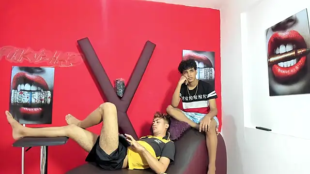 VERY HOT GUYS online show from April 2026 07:20:01 PM