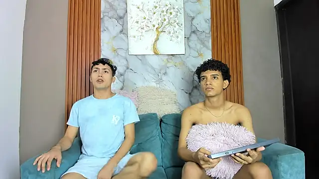VERY HOT GUYS online show from May 2026 07:19:02 AM