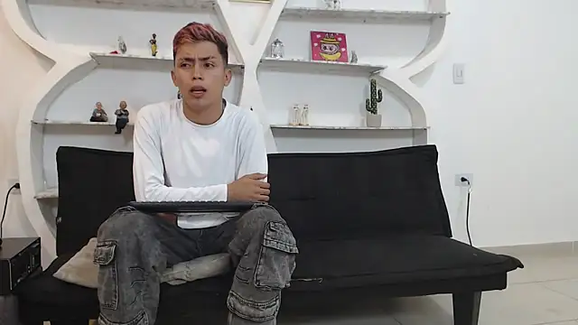 VERY HOT GUYS online show from November 2025 12:22:02 AM