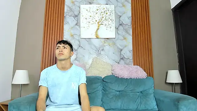 VERY HOT GUYS online show from May 2026 07:12:01 AM