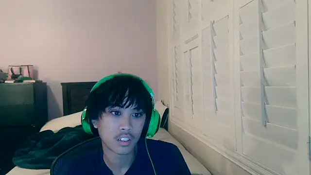 youngasianboy2007 online show from October 2025 06:34:02 AM