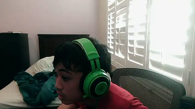 youngasianboy2007 online show from February 2026 08:39:01 PM