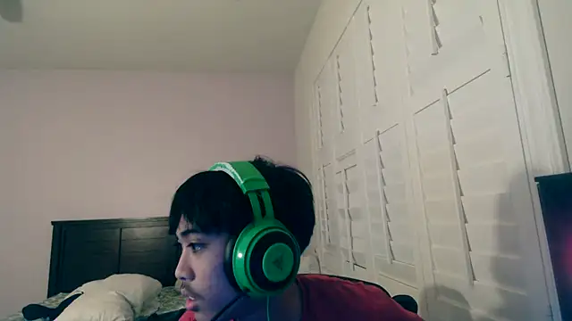 youngasianboy2007 online show from April 2026 05:47:01 AM