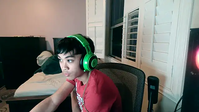 youngasianboy2007 online show from February 2026 08:34:01 AM