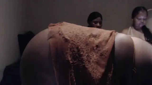 PIXIEBITCHXXX26 online show from April 2026 06:00:02 PM