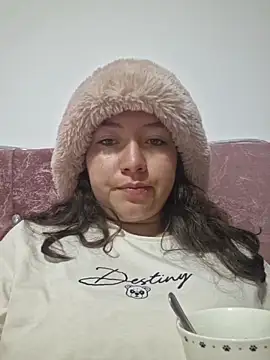 annyaparis online show from January 2026 12:26:01 AM