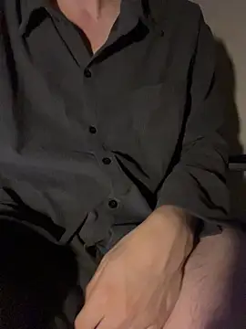 LiamMyst online show from October 2025 04:24:02 AM