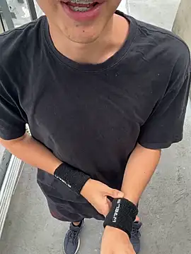 LiamMyst online show from April 2026 03:19:01 PM