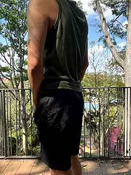 Snapshot of LiamMyst chatting on December 2025 03:23:01 PM LiamMyst online show from December 2025 03:23:01 PM