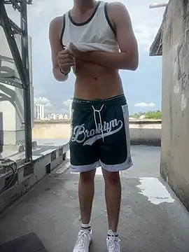 LiamMyst online show from December 2025 02:56:01 PM