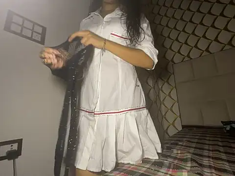 dubyzubygirl online show from February 2026 03:30:01 PM