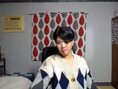 lady fingertips online show from September 2025 12:22:01 PM