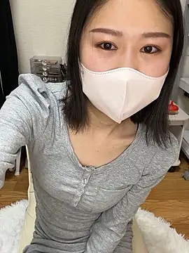 mia2 jp online show from April 2026 10:12:01 PM