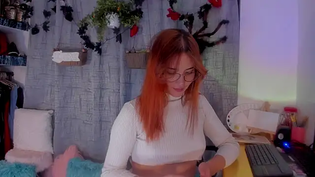 AmaruBloom online show from October 2025 05:50:02 AM