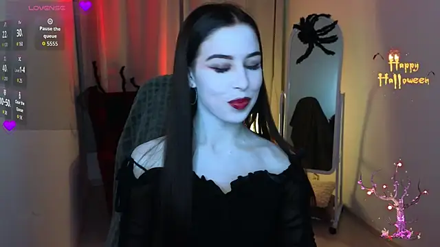 ChloeSammers online show from October 2025 02:46:01 PM