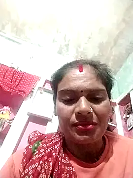 Snapshot of LOVE-VIKA chatting on October 2025 04:42:01 PM LOVE-VIKA online show from October 2025 04:42:01 PM