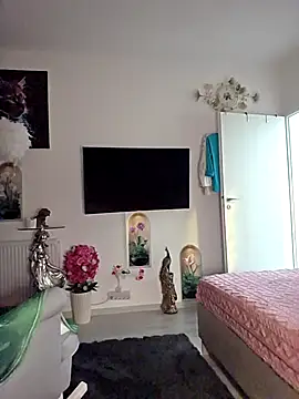 Snapshot of KirraWhite chatting on October 2025 04:22:02 AM KirraWhite online show from October 2025 04:22:02 AM