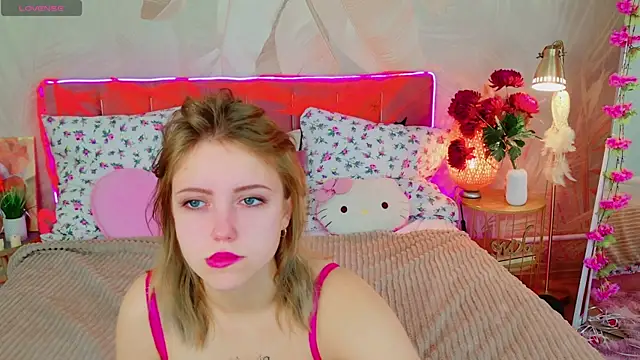 Stellahaart online show from November 2025 05:14:02 AM