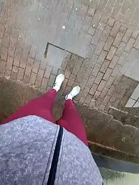 rezzzze online show from February 2026 02:08:01 PM