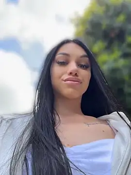 ilariea girl online show from May 2026 12:45:01 PM