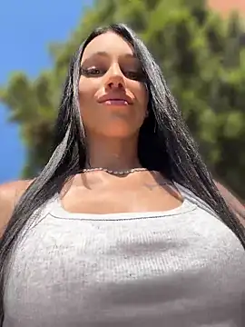 ilariea girl online show from May 2026 01:28:02 PM