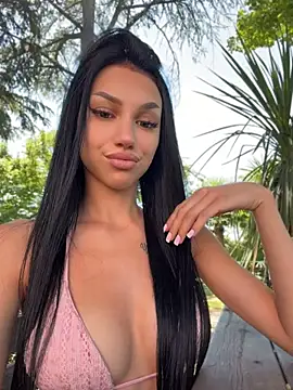 ilariea girl online show from July 2026 01:28:01 PM