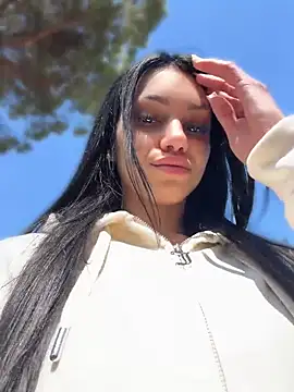 ilariea girl online show from May 2026 12:49:01 PM