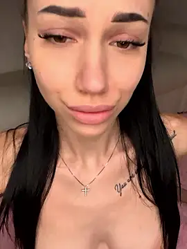 Snapshot of ilariea_girl chatting on January 2026 12:04:01 AM ilariea girl online show from January 2026 12:04:01 AM