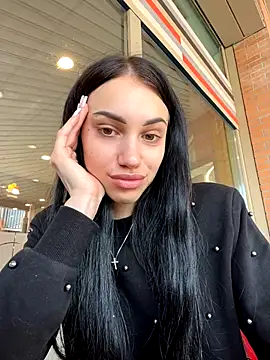 Snapshot of ilariea_girl chatting on October 2025 01:01:02 PM ilariea girl online show from October 2025 01:01:02 PM