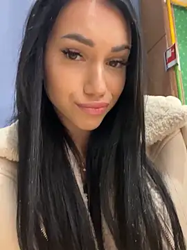 Snapshot of ilariea_girl chatting on February 2026 05:22:02 PM ilariea girl online show from February 2026 05:22:02 PM