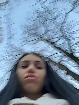 Snapshot of ilariea_girl chatting on October 2025 03:56:02 PM ilariea girl online show from October 2025 03:56:02 PM