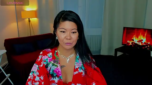 BeckySunday online show from October 2025 06:14:02 AM